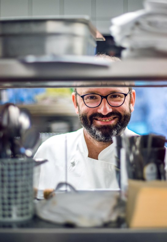 Ihr Gastgeber II | © Artur Lik Ihr Gastgeber II | © Artur Lik