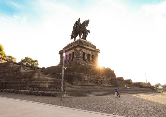 Deutsches Eck im Sonnenuntergang | &copy; Koblenz-Touristik Gmbh / Johannes Bruchhof