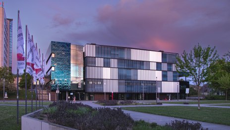 RMH im Sonnenuntergang | &copy; Johannes Bruchhof