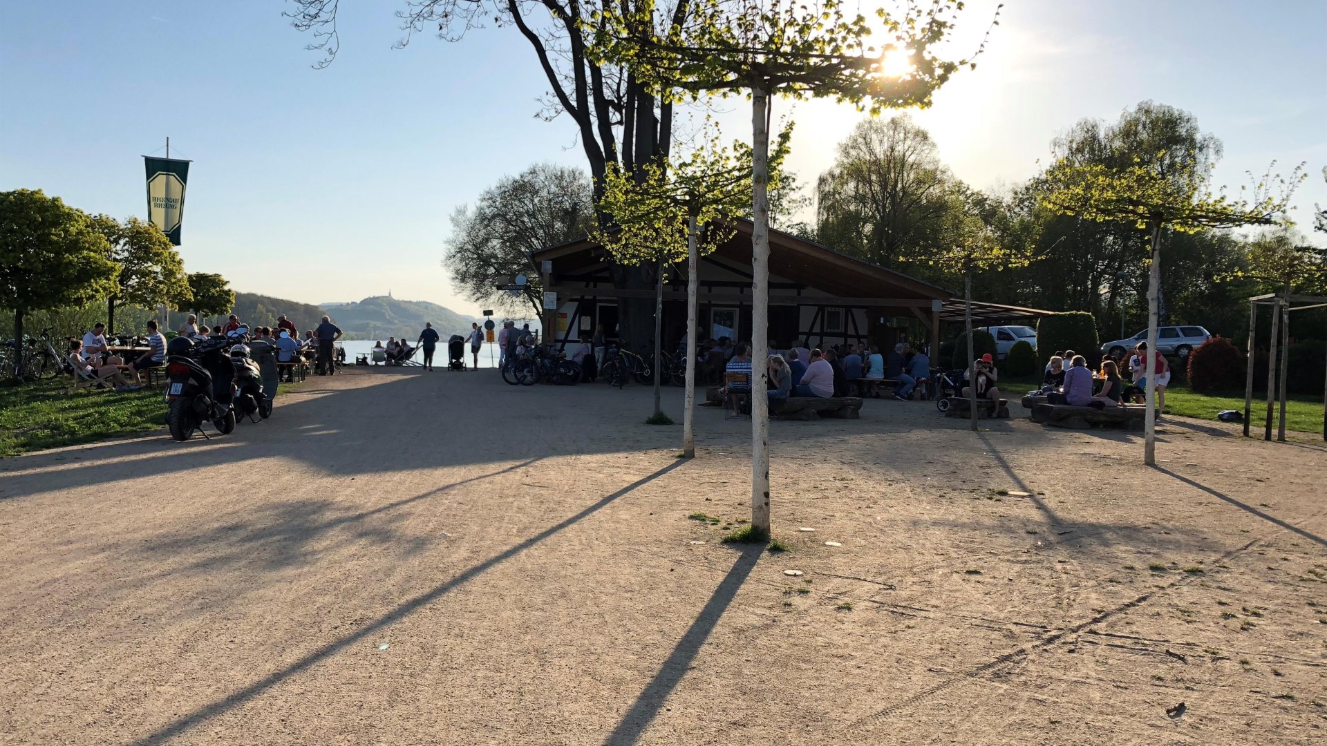 Weinprobierstand Geisenheim | © RTKT
