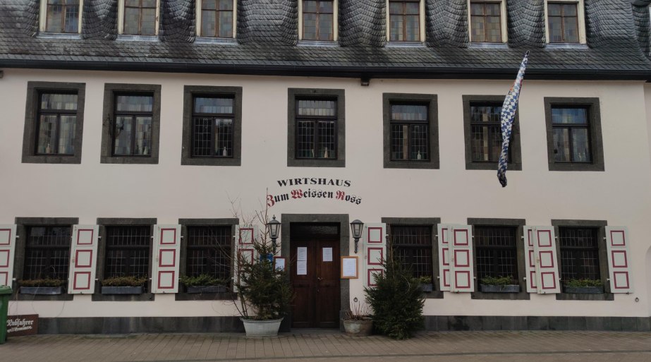 Zum Wei&szlig;en Ross Eingang | &copy; Tourist-Information Bad Breisig