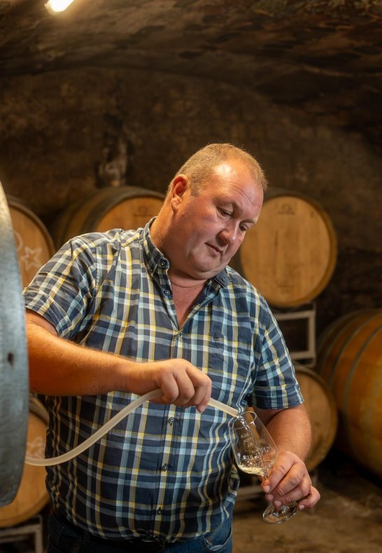 Kellerarbeit | &copy; Weingut Spurzem