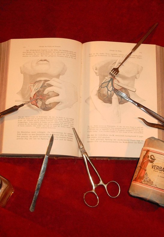 chirurgische Instrumente | &copy; Johann-Winter-Museum