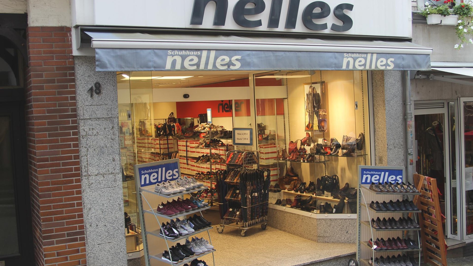 Außen | © Ruth Reck Außen | © Ruth Reck