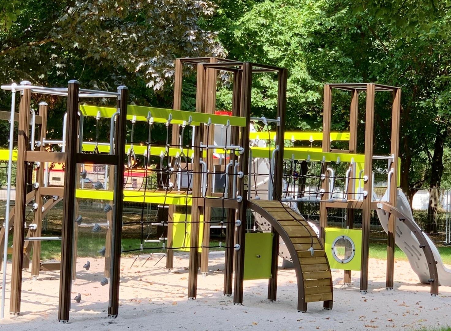 Kinderspielplatz Rheinufer Niederlahnstein | &copy; Stadt Lahnstein