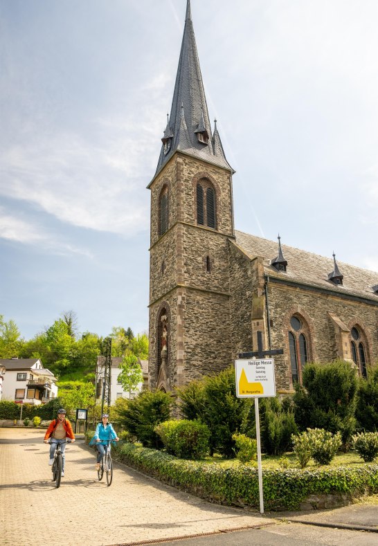 Radwegekirche Filsen | &copy; Dominik Ketz/Romantischer Rhein Tourismus GmbH
