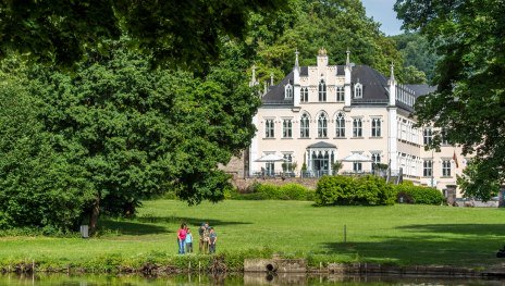 Schloss Sayn | &copy; Klaus-Peter Kappest, Traumpfade im Rhein-Mosel-Eifel-Land