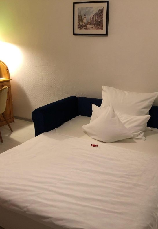 Slaapbank in de woonkamer | &copy; Ulrike Rieden, FeWo Koblenz Rhein