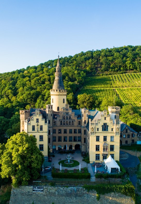 Arenfels im Sommer | &copy; Mahlow Media