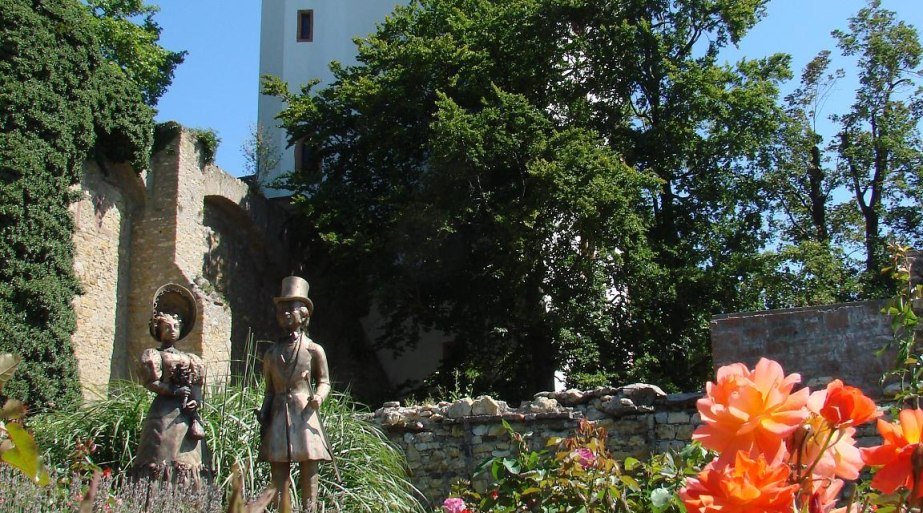 Rosengarten Kurf&uuml;rstliche Burg | &copy; Stadt Eltville am Rhein
