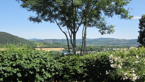 Blick vom Garten ins Rheintal | &copy; Eigent&uuml;mer