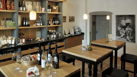 Vinothek & Weinschule Hemmes | &copy; Ullrich Knapp