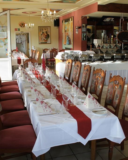 Ristorante Pizzeria Rheinkrone Lahnstein Gastraum2 | © Pizzeria Rheinkrone Ristorante Pizzeria Rheinkrone Lahnstein Gastraum2 | © Pizzeria Rheinkrone