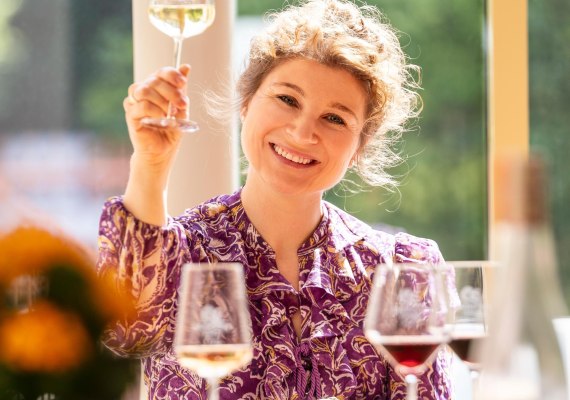 Vinothek_Max Meusel 4 | &copy; Weingut Offenstein Erben