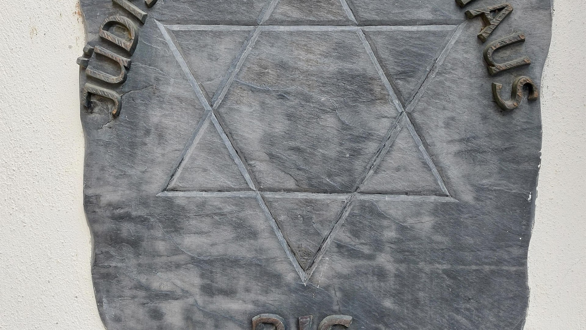 Gedenktafel | © Tourist-Information Erlebnis Rheinbogen Gedenktafel | © Tourist-Information Erlebnis Rheinbogen