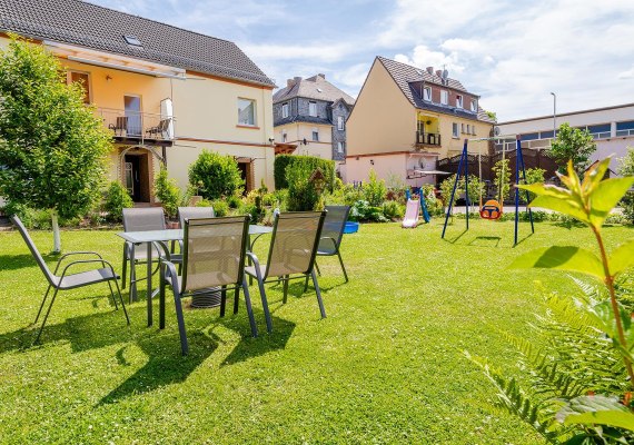 Fewo Lutz Garten 1 | &copy; Lutz, Lahnstein