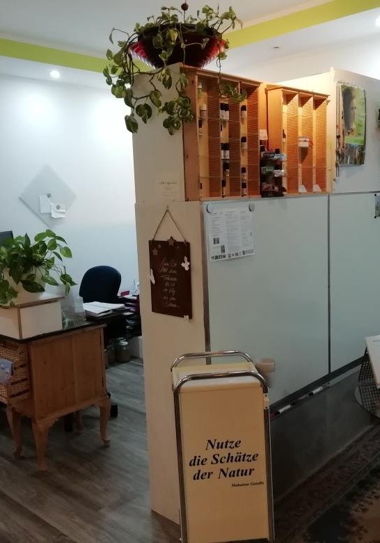 Salon 6 | &copy; Stephanie Neifer