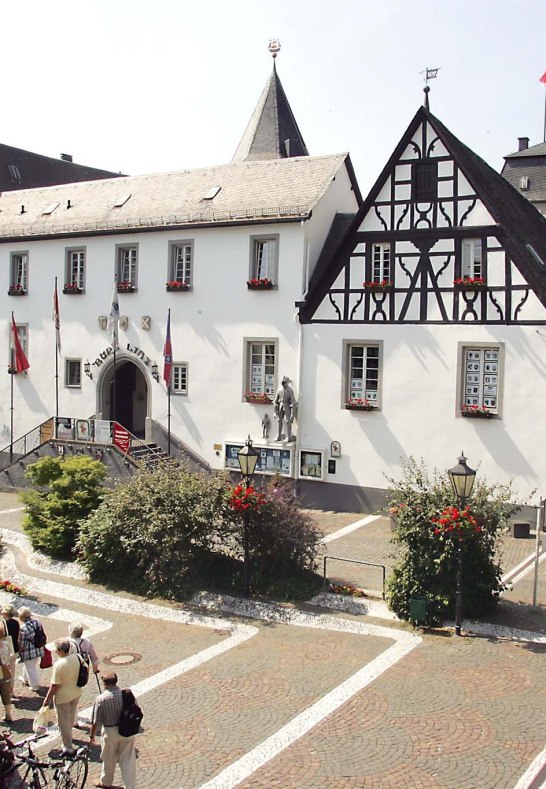 Burg2 | &copy; Frank Metzemacher, Lichtreim
