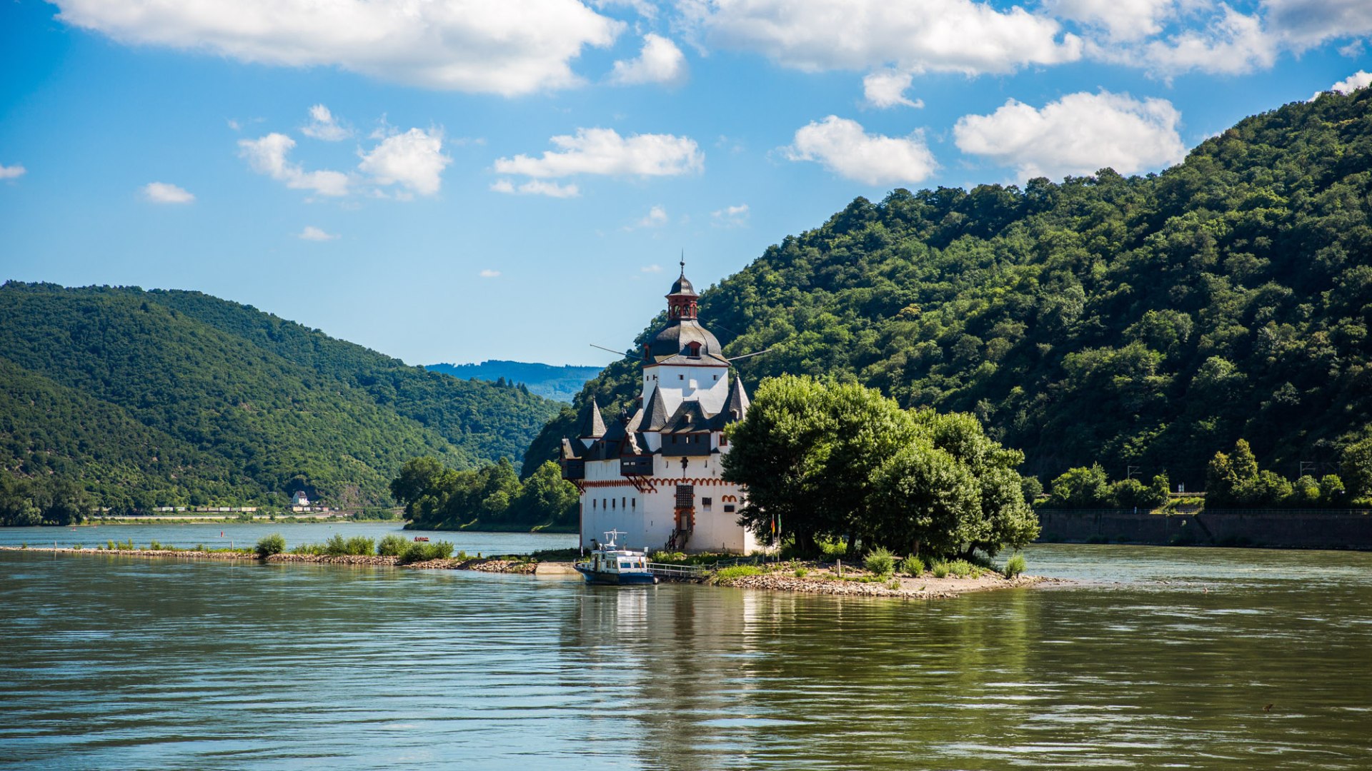 Pfalzgrafenstein Castle near Kaub | © Henry Tornow Pfalzgrafenstein Castle near Kaub | © Henry Tornow