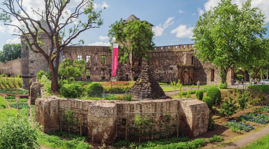 Schloss Andernach | © 90 Grad Photography Hilger & Schneider GbR Schloss Andernach | © 90 Grad Photography Hilger & Schneider GbR