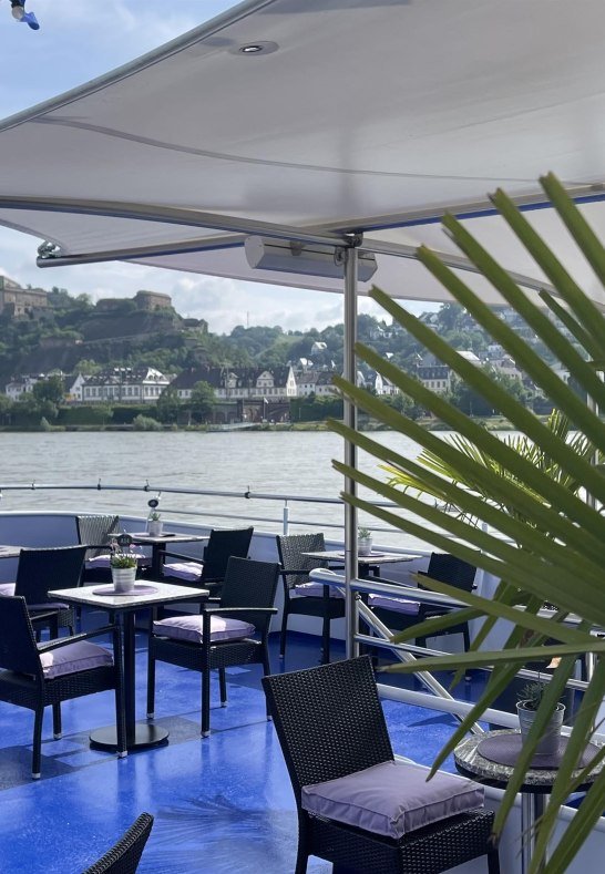 La Paloma Au&szlig;enbereich | &copy; Marksburgschifffahrt Vomfell GmbH & Co. KG