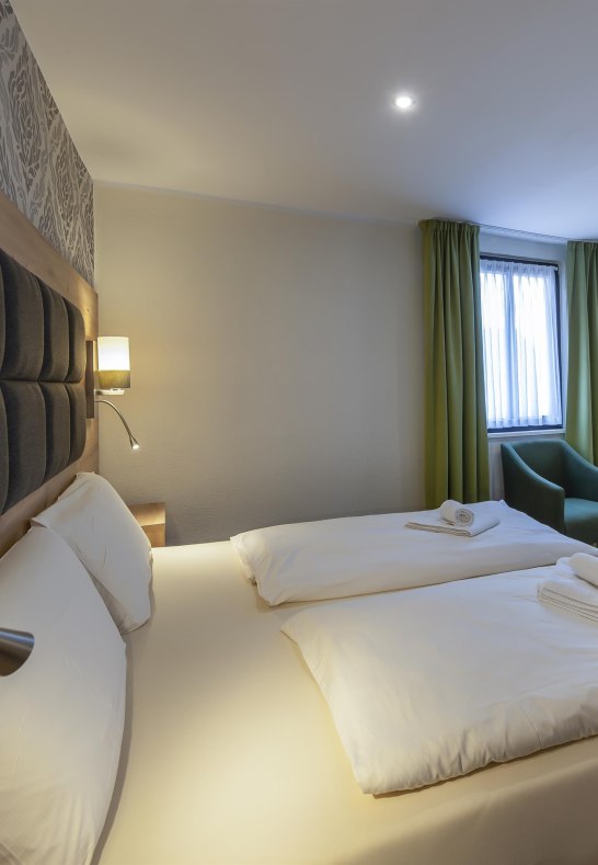 Queensize Doppelzimmer G&auml;stehaus | &copy; AKZENT Hotel Roter Ochse-Familie Kochh&auml;user