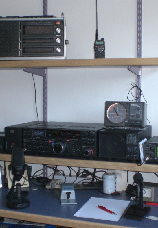 Funk 4 | &copy; Hermann Schmidt