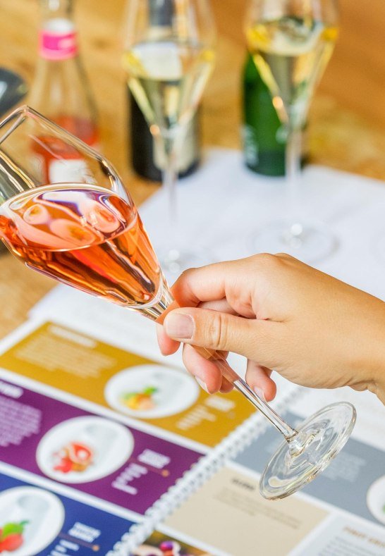 Rotk&auml;ppchen Mumm Academy Sekt | &copy; Rotk&auml;ppchen Mumm Academy