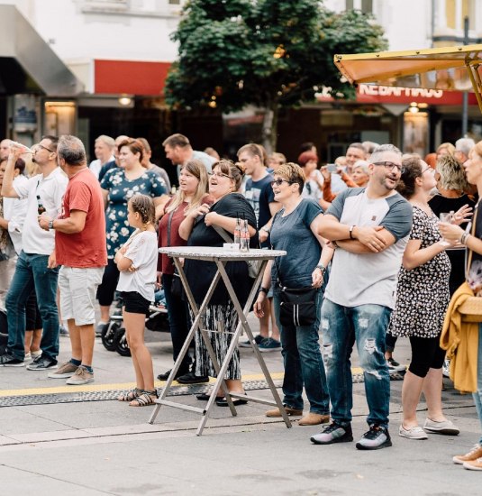 An der B&uuml;hne Luisenplatz | &copy; Simon Zimpfer