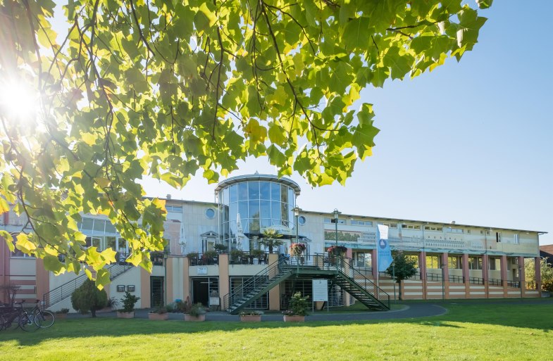 Au&szlig;enansicht Therme | &copy; Andreas Pacek/Romantischer Rhein Tourismus GmbH