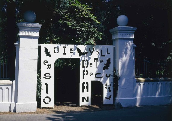 Bittermann und Duka: geheime g&auml;rten rolandswerth | &copy; Nic Tenwiggenhorn