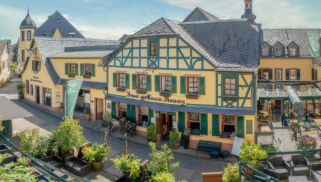 Hotel Ansicht Pano 3zu2a | &copy; Thomas Weinsheimer