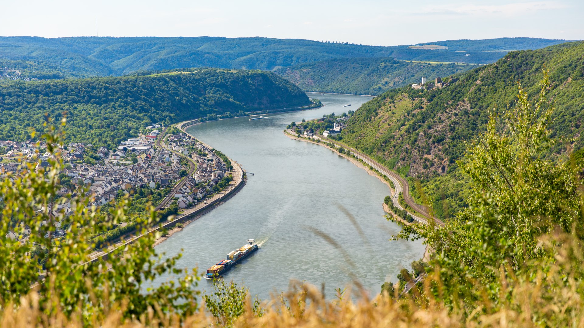 Blick auf Bad Salzig und die feindlichen Br&uuml;der | &copy; Henry Tornow
