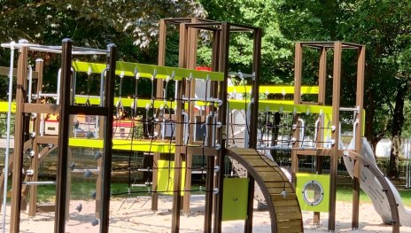 Kinderspielplatz Rheinufer Niederlahnstein | &copy; Stadt Lahnstein