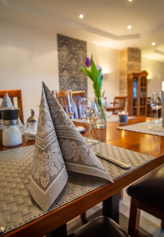 Restaurant | &copy; Zurstra&szlig;en