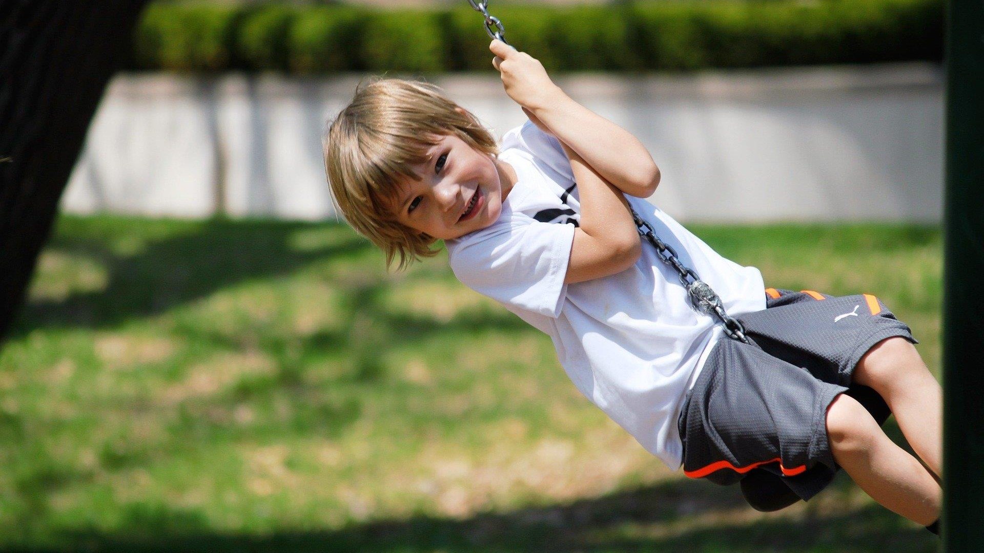 Spielplatz | &copy; hamxx005 auf Pixabay