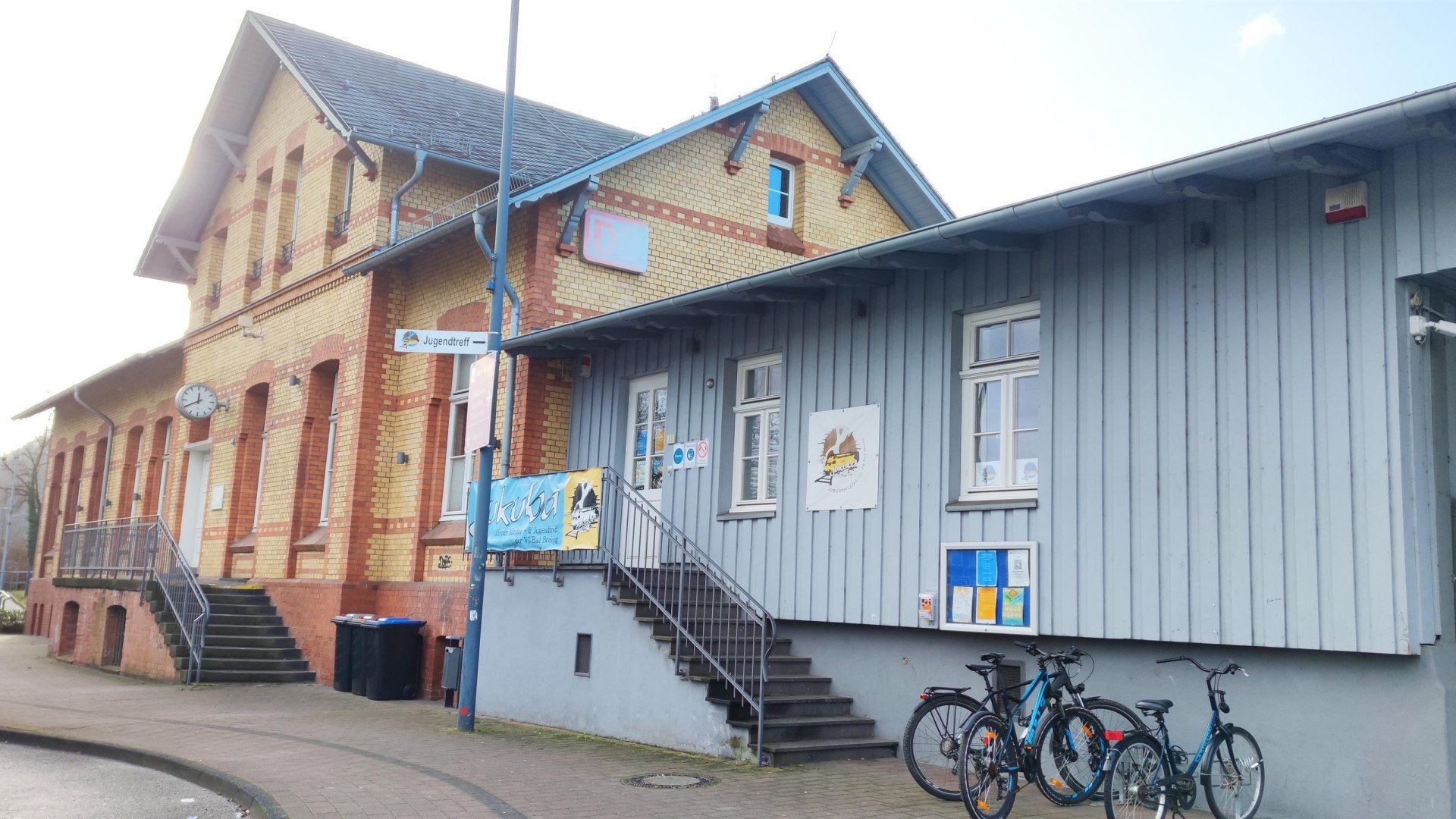 Jugend- und Kulturbahnhof Bad Breisig | © Tourist-Information Bad Breisig Jugend- und Kulturbahnhof Bad Breisig | © Tourist-Information Bad Breisig