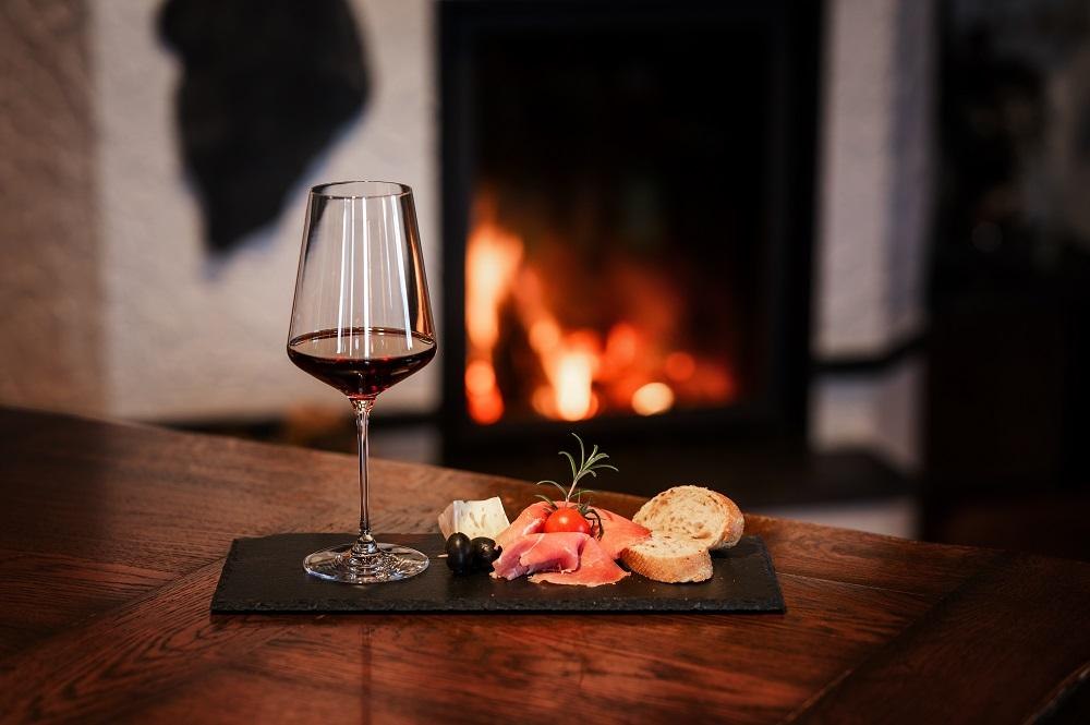 Weinstube | &copy; Weingut Albert Lambrich, Dellhofen