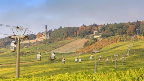 Seilbahn im Herbst | &copy; Marlis Steinmetz