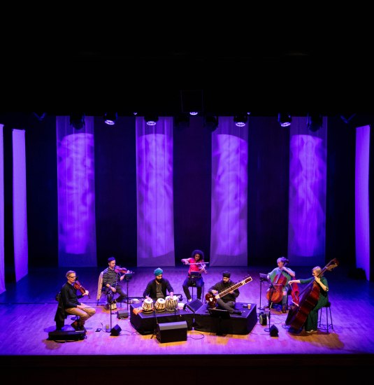 Scottish Ensemble_Jasdeep Singh Degun_c_Matthias K | © Matthias Kremer Scottish Ensemble_Jasdeep Singh Degun_c_Matthias K | © Matthias Kremer