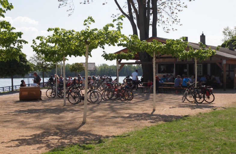 Weinprobierstand Geisenheim | &copy; Marius Dillmann