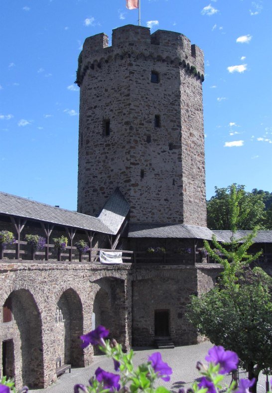 Hexenturm mit Wehrgang | &copy; Stadt Lahnstein