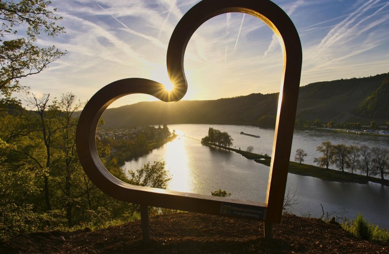 Herz Abendd&auml;mmerung | &copy; Loreley Touristik, Sebastian Reifferscheid