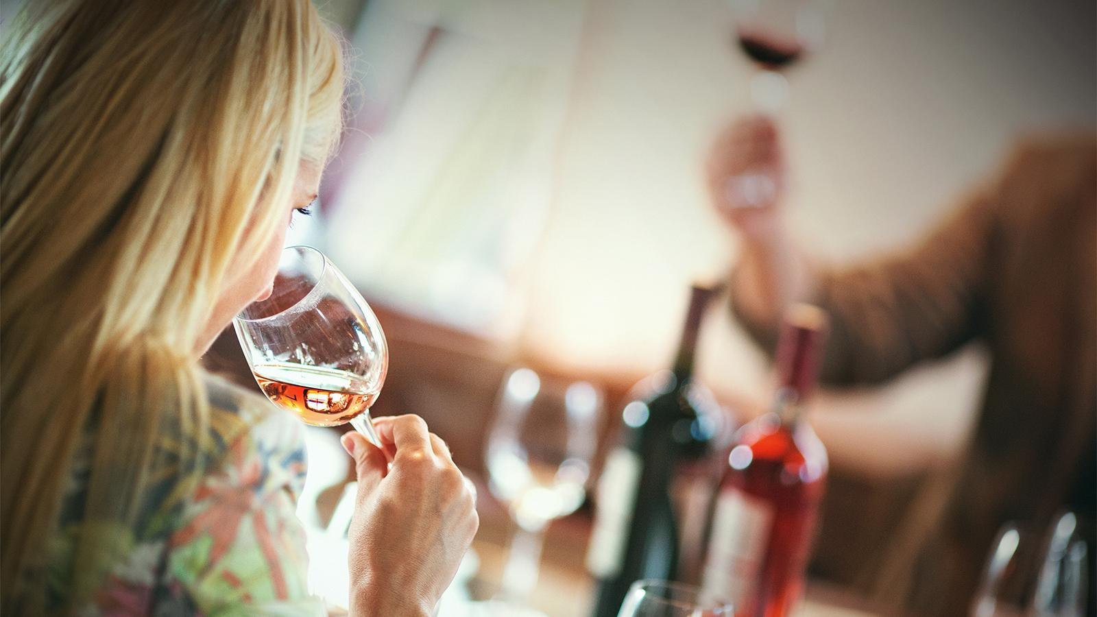 after-work-wine-tasting_1600x900px | © Ludwig von Kapff after-work-wine-tasting_1600x900px | © Ludwig von Kapff