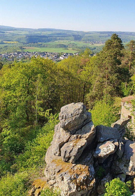 Turm Spitzer Stein Blick auf Felsen | © TI Hunsrück-Mittelrhein Turm Spitzer Stein Blick auf Felsen | © TI Hunsrück-Mittelrhein