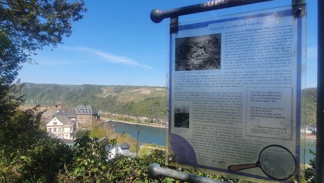 Aussichtspunkt "Schwerins-Eck" | © TI Hunsrück-Mittelrhein Aussichtspunkt "Schwerins-Eck" | © TI Hunsrück-Mittelrhein