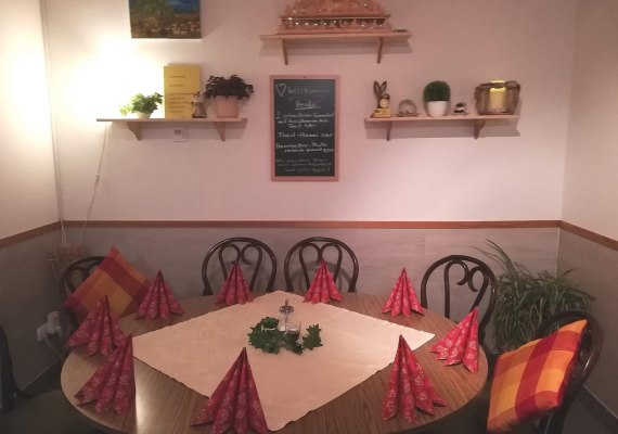 L&auml;mmerst&uuml;bchen 2 | &copy; Anh&auml;user