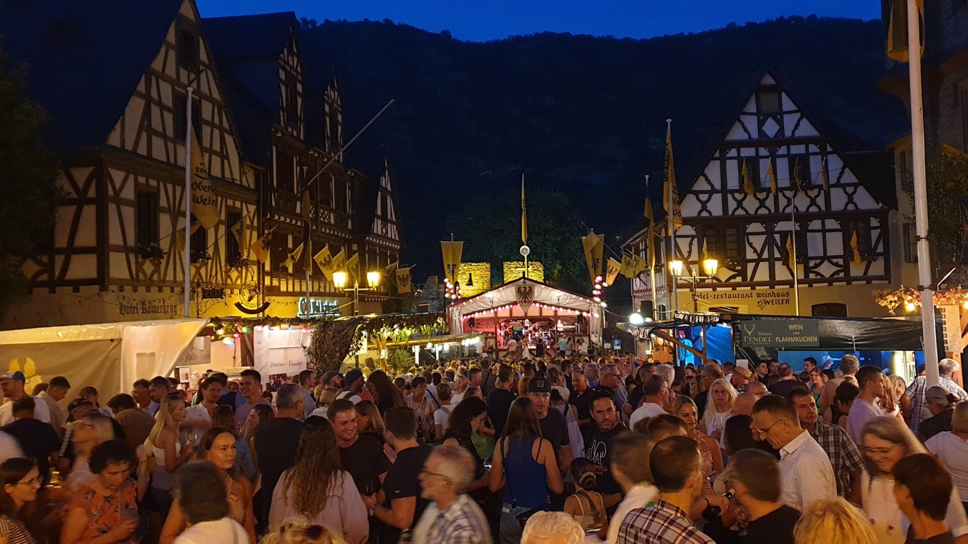 Weinmarkt | © T. Castor Oberwesel Weinmarkt | © T. Castor Oberwesel