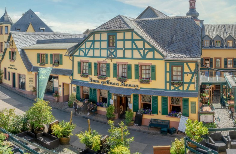 Hotel Ansicht Pano 3zu2a | © Thomas Weinsheimer