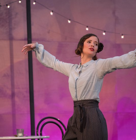 Das kunstseidende Mädchen | © bgf_hendrik_nix